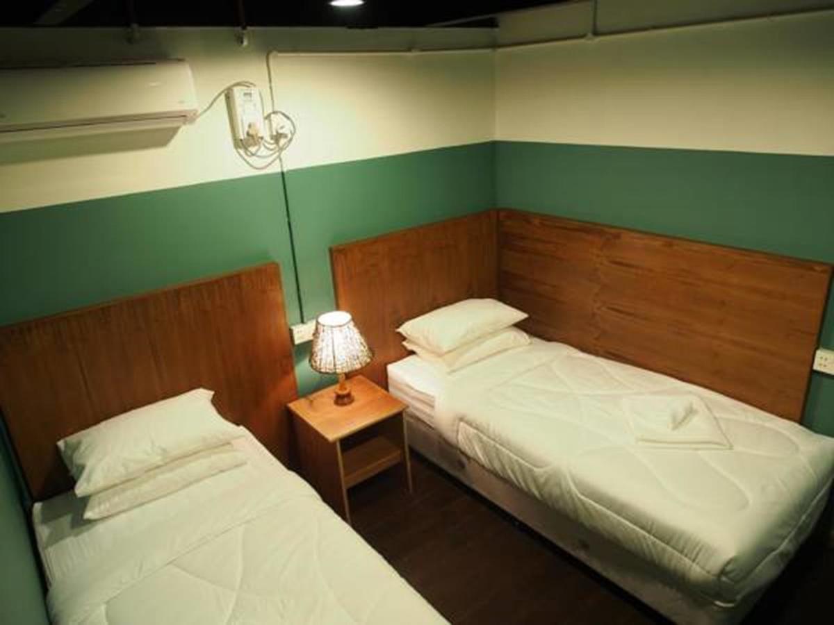 501 Merchant Bed & Breakfast Yangon Esterno foto